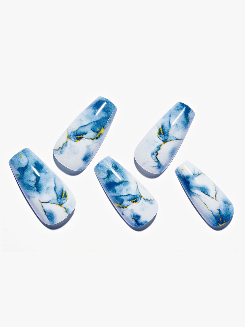 Blue marble coffin-shaped press-on nail set from Glamermaid in the Sea Marble design