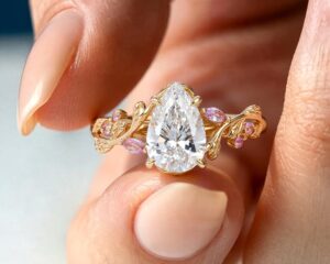 Lab-grown diamond rings and jewelry from LisaJewelryUS