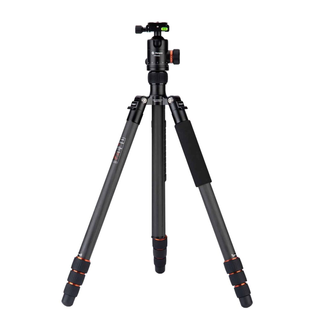 Fotopro X-Go Max: Carbon Fiber Tripod With a Monopod Leg