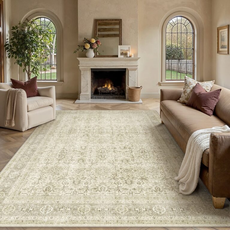 PureCozy Selma Persian Vintage Rug: Washable and Low-Pile
