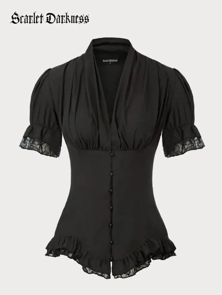 Scarlet Darkness: How to Choose Gothic and Renaissance Pieces That Fit